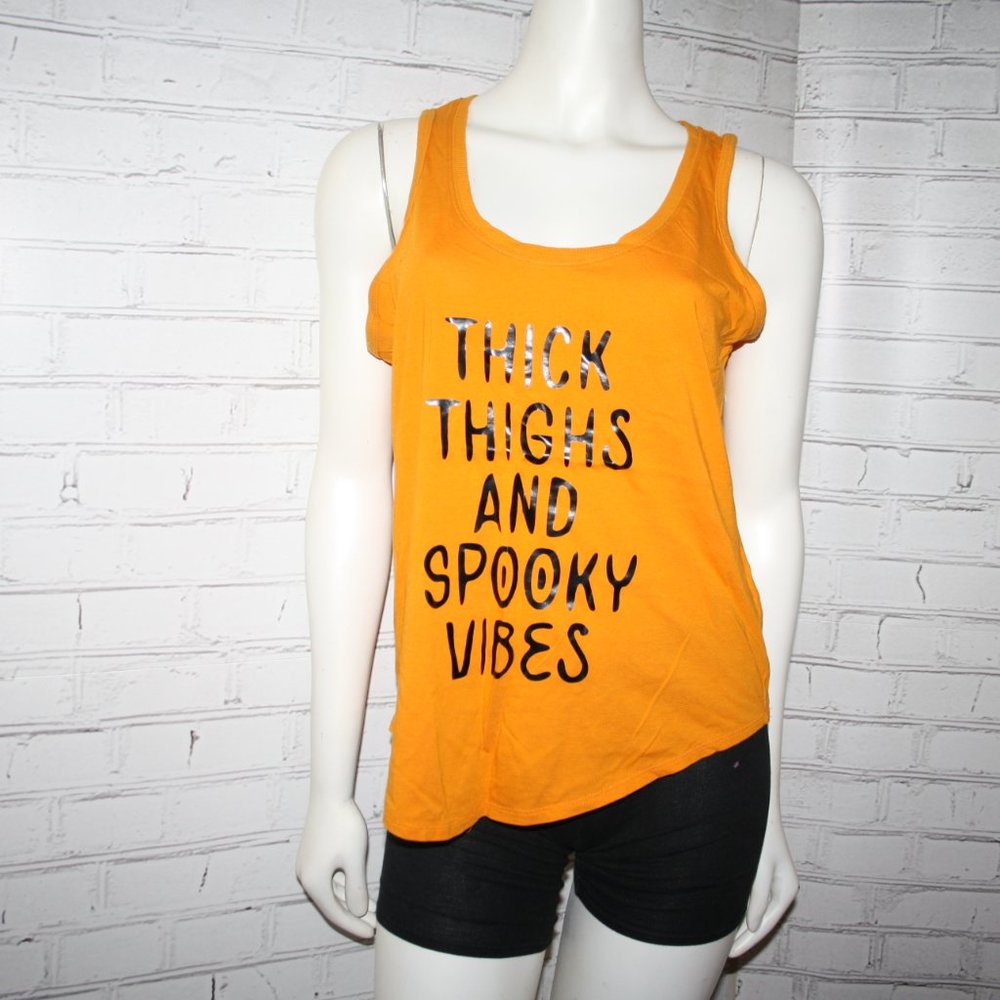 🧡🖤🎃 Spooky Vibes Tee · Handmade · Medium
